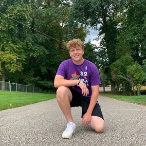 Meet your Posher, Garrett